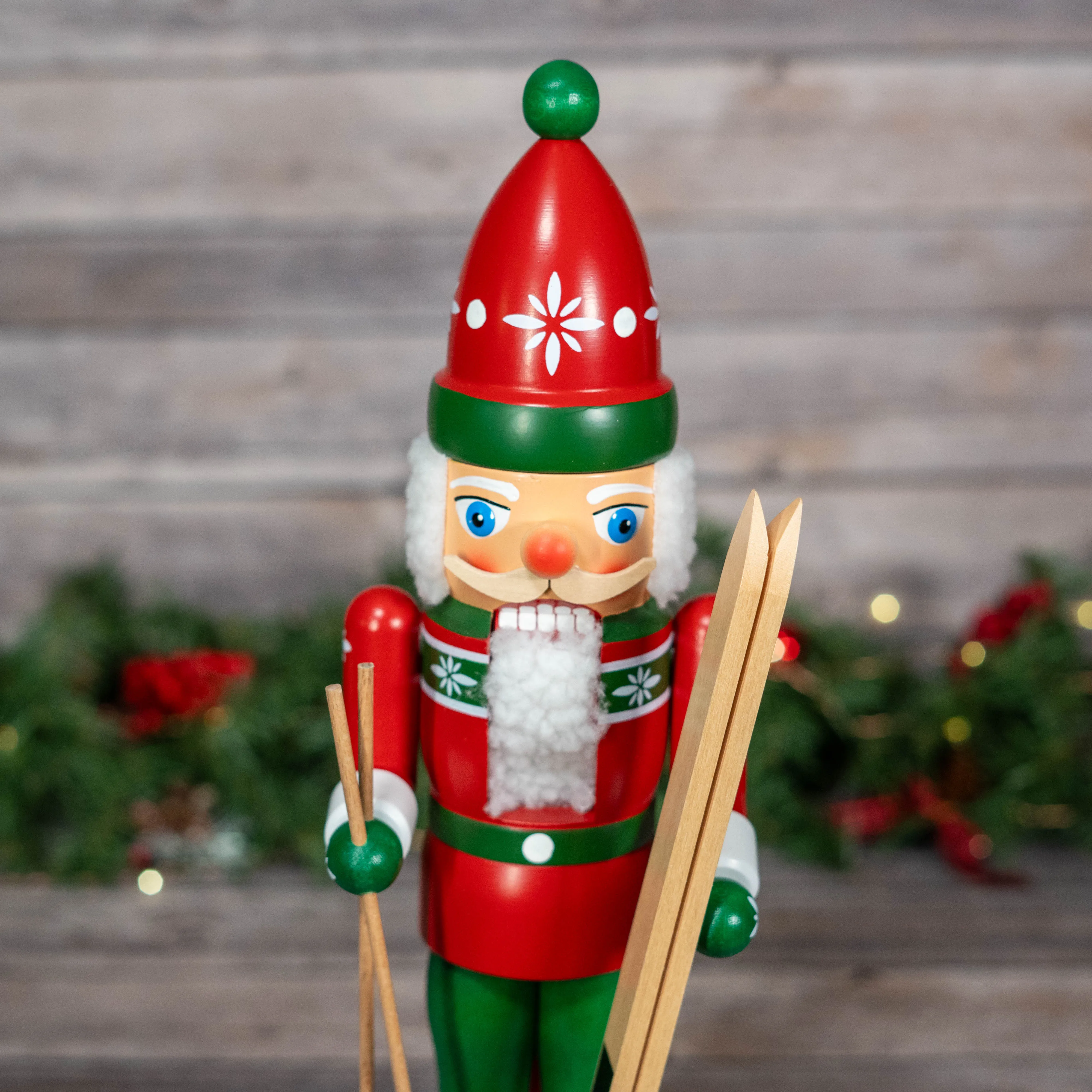 Nutcracker - Skiing Santa