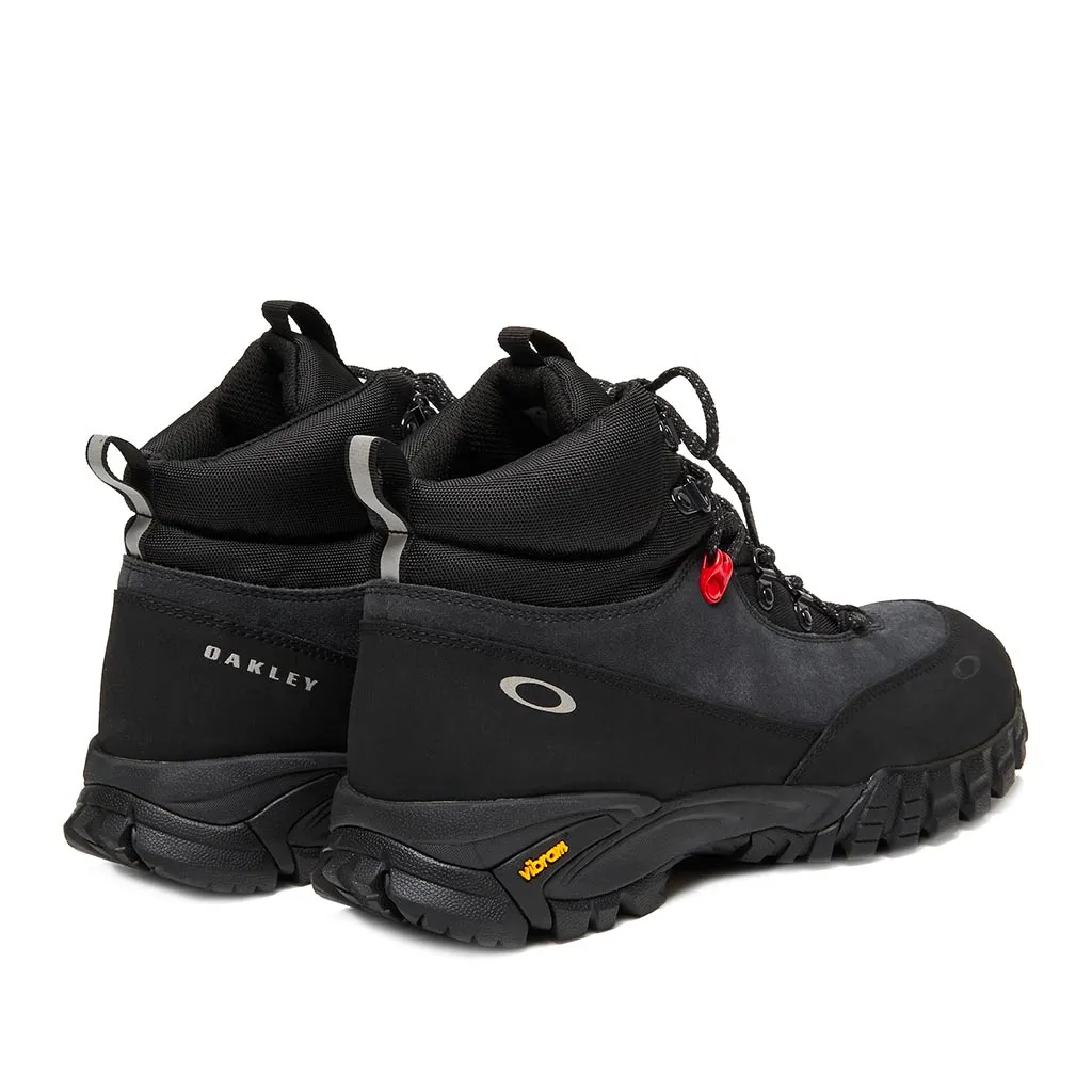 Oakley Vertex Apres Boot - Triple Black