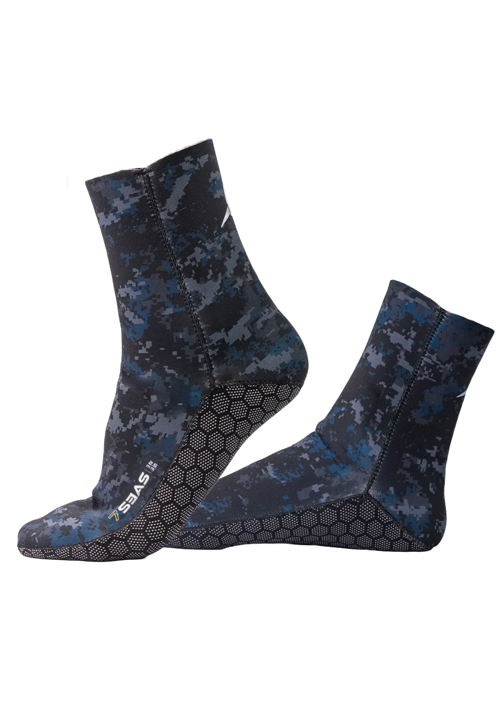Spearo 7 Seas Womens 3.5mm Steamer, Diving Gloves, Diving Socks, Diving Hood & Camera Mount - Combo